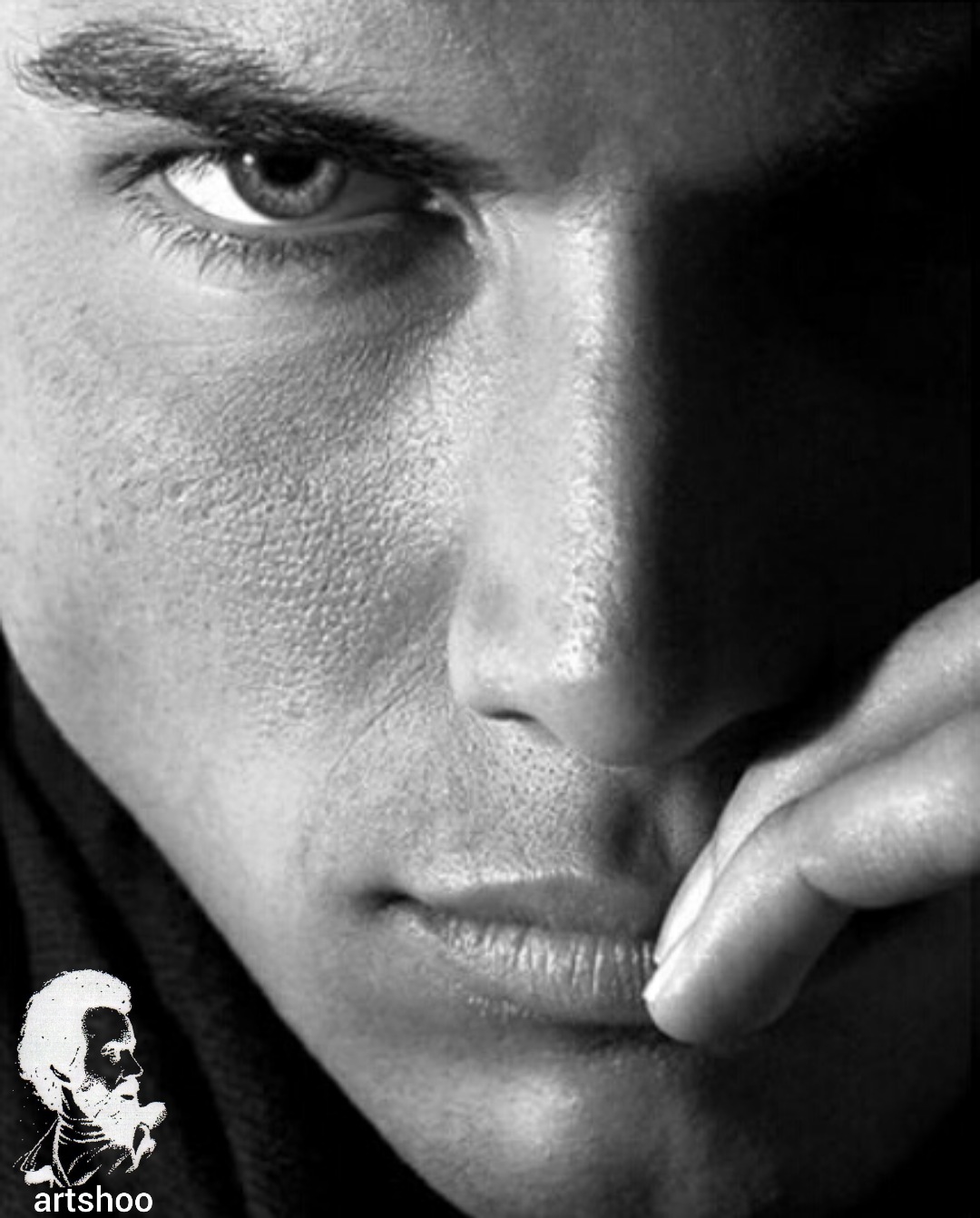 مدل پرتره سیاه قلم